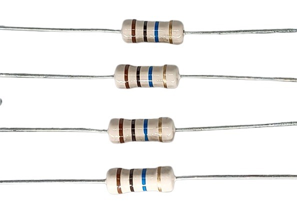 10M Ohm 1W 5% Carbon Film Resistor     image 1