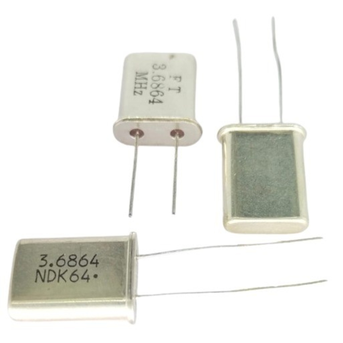3.6864MHz Crystal Full Size HC-49/U Quartz Crystal Oscillator (3.6864MHz Crystal Resonator) image 1